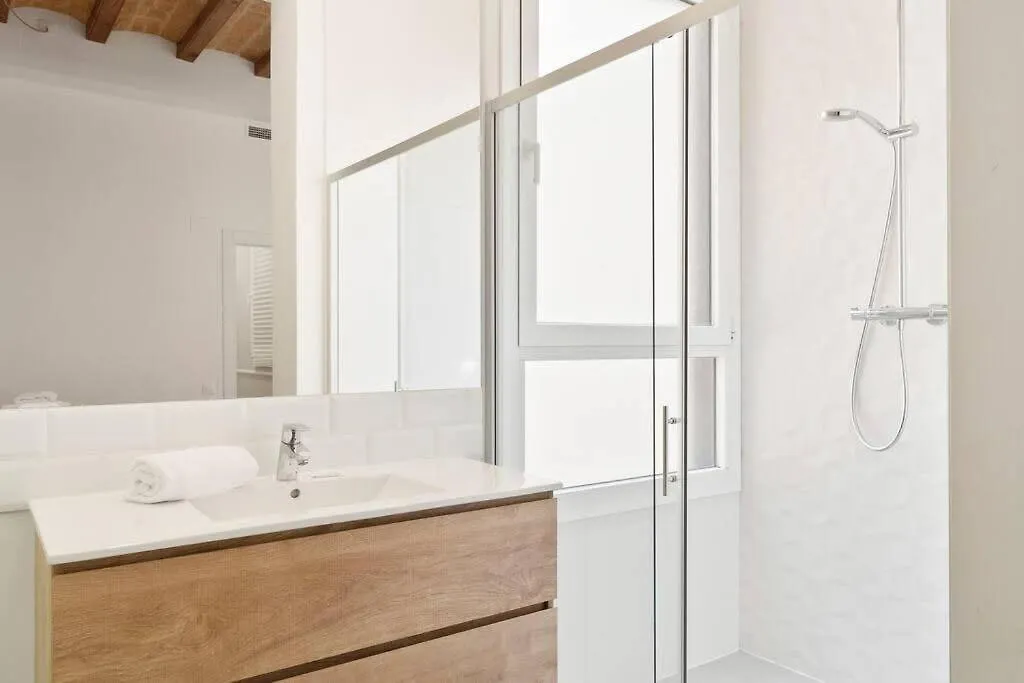 Arc De Triomf Luxury Modern 2-Bedroom 2-Bathroom Barselona İspanya