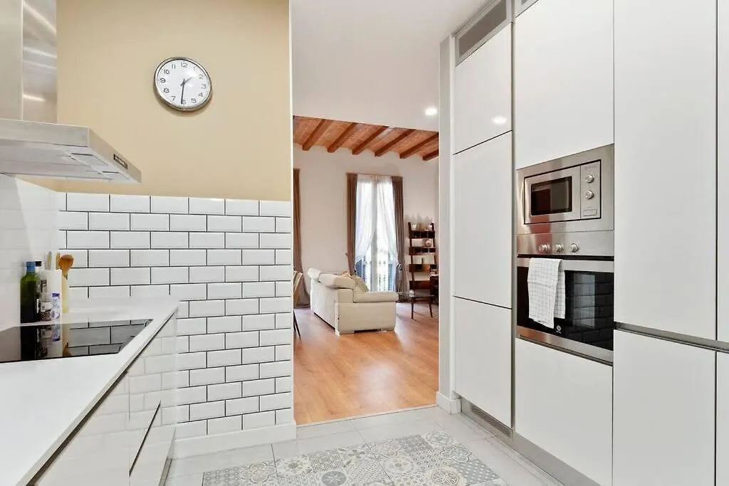 Arc De Triomf Luxury Modern 2-Bedroom 2-Bathroom Barcelona Apartman
